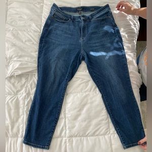Judy Blue cropped slim 18